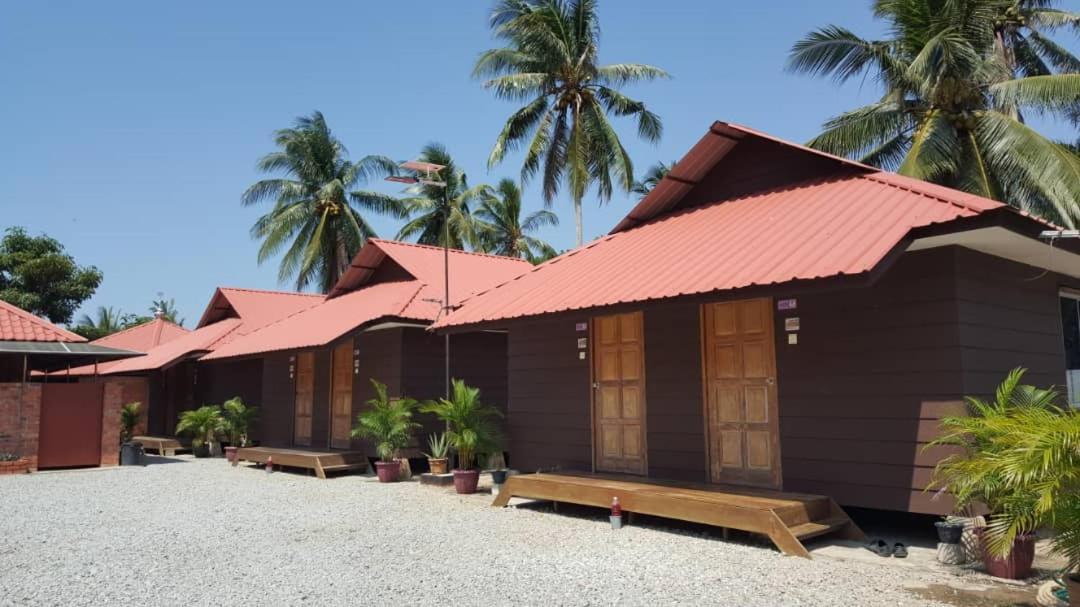 Homestay Umbai Kelana Merlimau Esterno foto