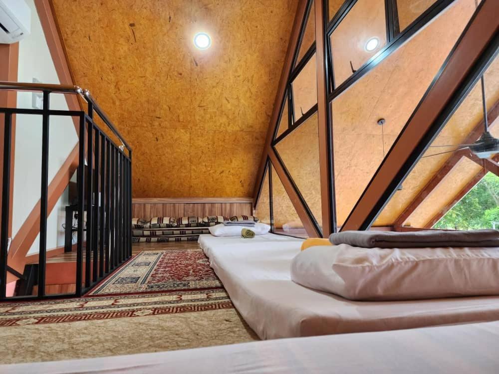 Homestay Umbai Kelana Merlimau Esterno foto