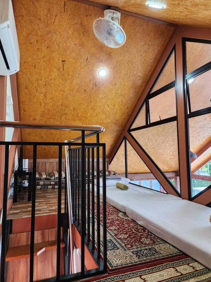 Homestay Umbai Kelana Merlimau Esterno foto