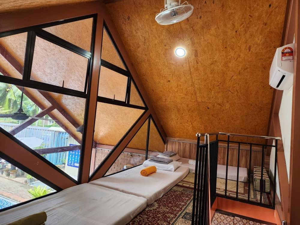 Homestay Umbai Kelana Merlimau Esterno foto