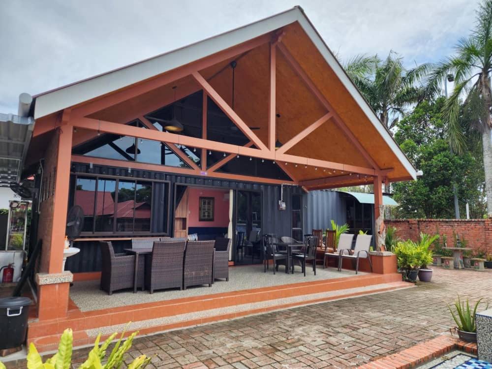 Homestay Umbai Kelana Merlimau Esterno foto