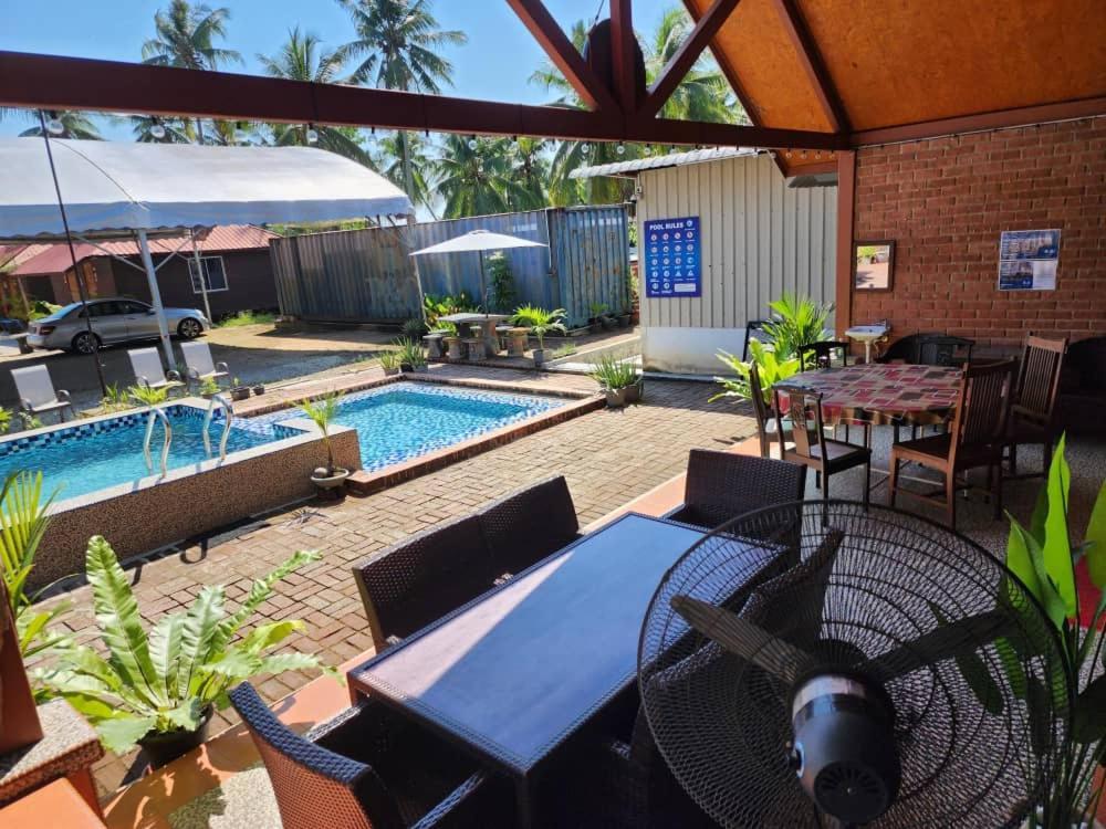 Homestay Umbai Kelana Merlimau Esterno foto